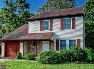 35 Torrington Dr, Sicklerville, NJ 08081