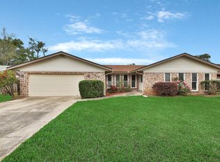 3958 Raintree Rd, Jacksonville, FL 32277