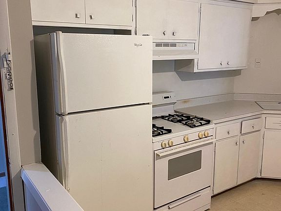 2nd image of 2492 N Murray Ave #108