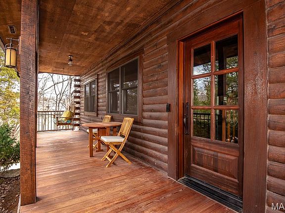 2nd image of 1000 Eureka Rd