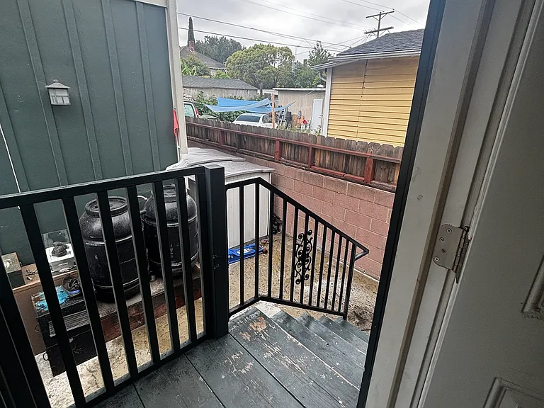 1726 W 22nd St — Photo 11