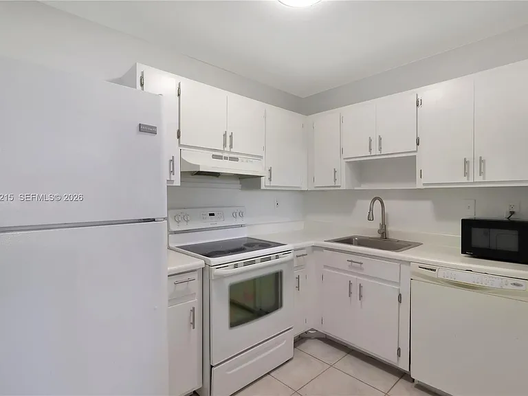 13371 SW 17th Ln #2-8 — Photo 7