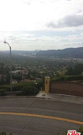 4th image of 1600 Camino De Villas