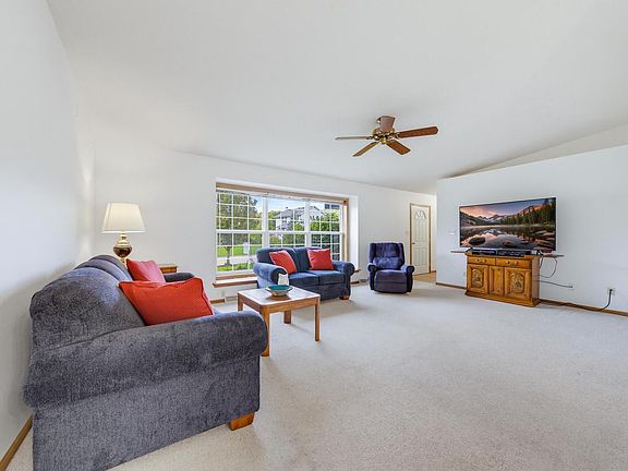 3rd image of 9260 S 44th STREET