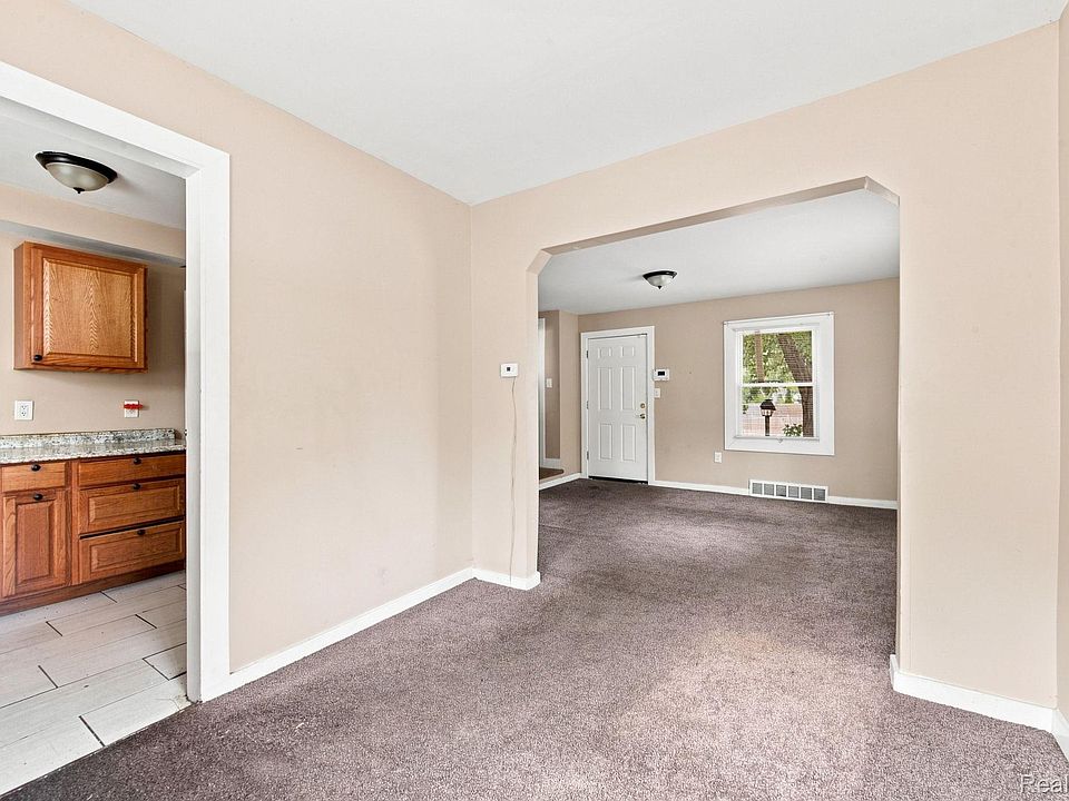 8882 Evergreen Ave, photo 9