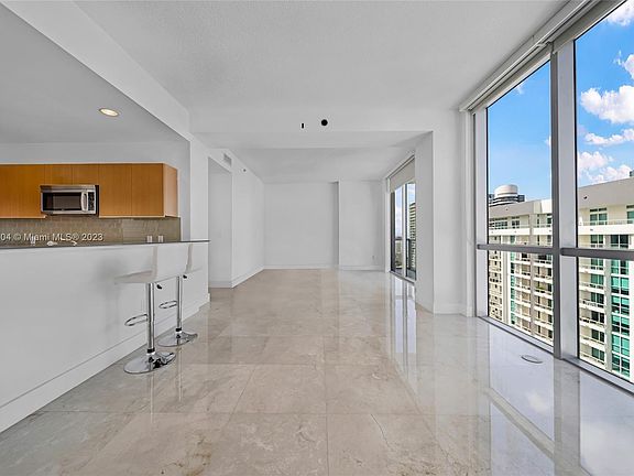 3rd image of 1060 Brickell Ave APT 4407