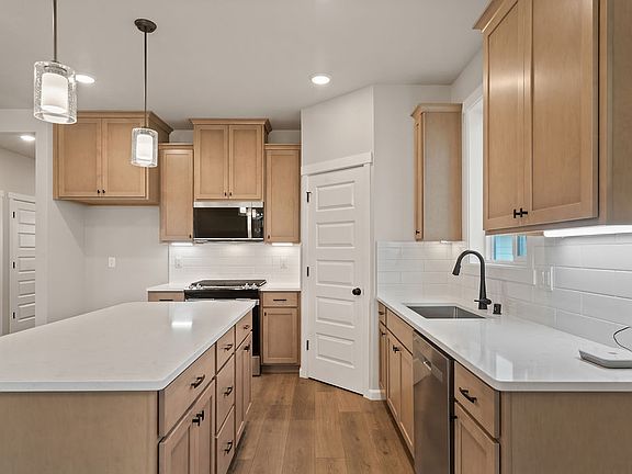 7807 Lennox ST by Aho Construction