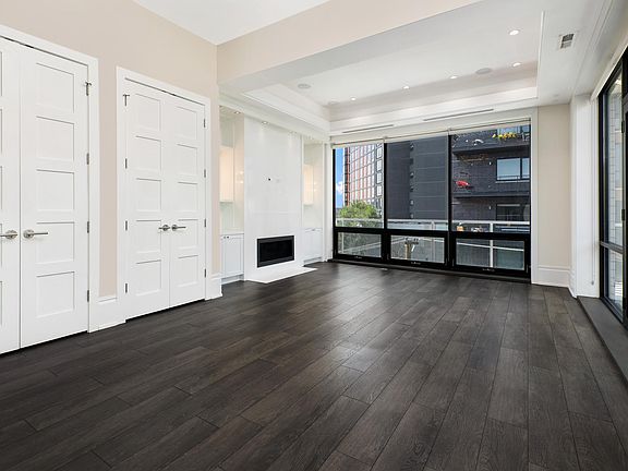 5th image of 1258 N Milwaukee Ave APT 4S