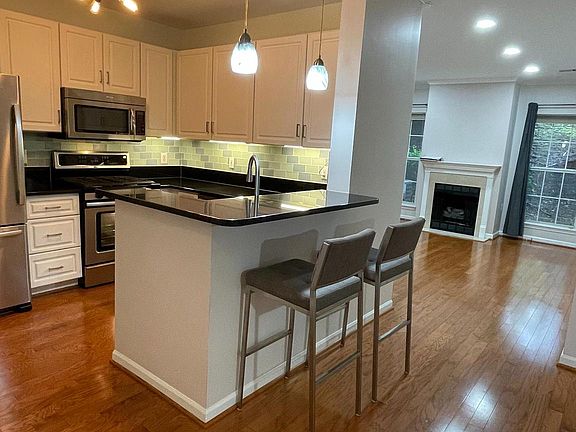 3rd image of 7011 Falls Reach Dr APT 105