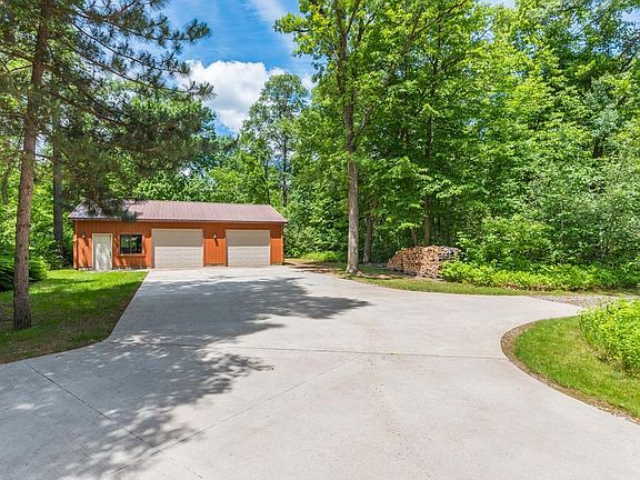 3rd image of 9087 Garden View Rd