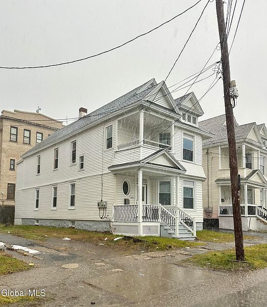 4th image of 421 Summit Avenue