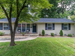 3412 Erinbrook Ln, Charlotte, NC 28215