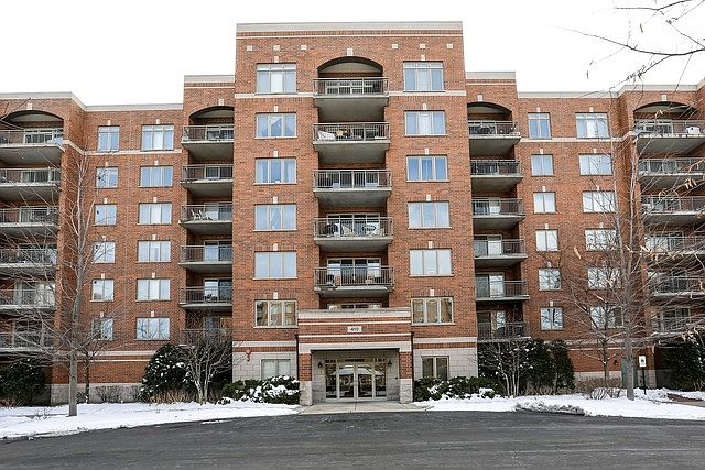 1st image of 410 S Western Ave Unit 506