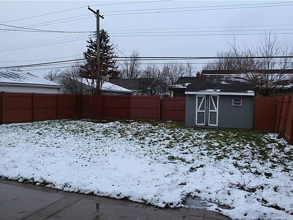2nd image of 376 Cleveland Dr