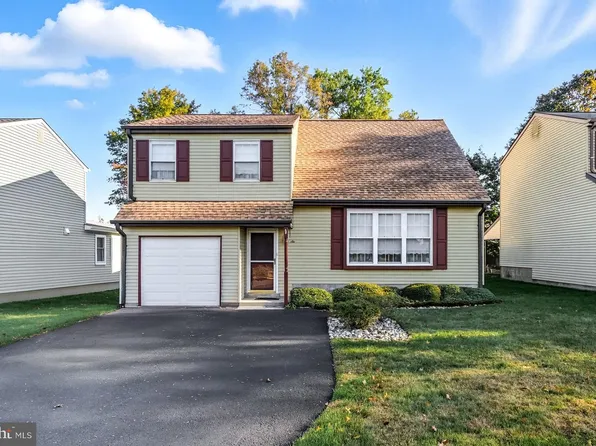 6 Pheasant Run, Horsham, PA 19044