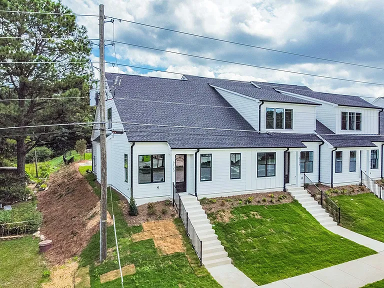 6104 Fox Rd — Photo 2