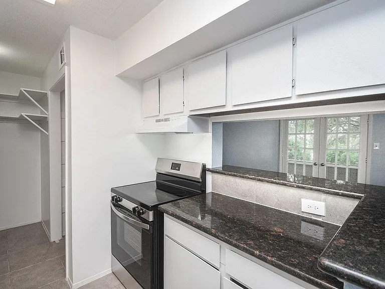 10603 S Wilcrest Dr #41 — Photo 14