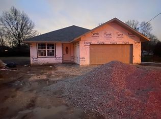 740 N Brown Ave, Springfield, MO 65802