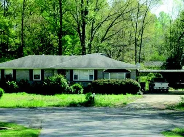 115 Pierson Cir, Bessemer, AL 35023