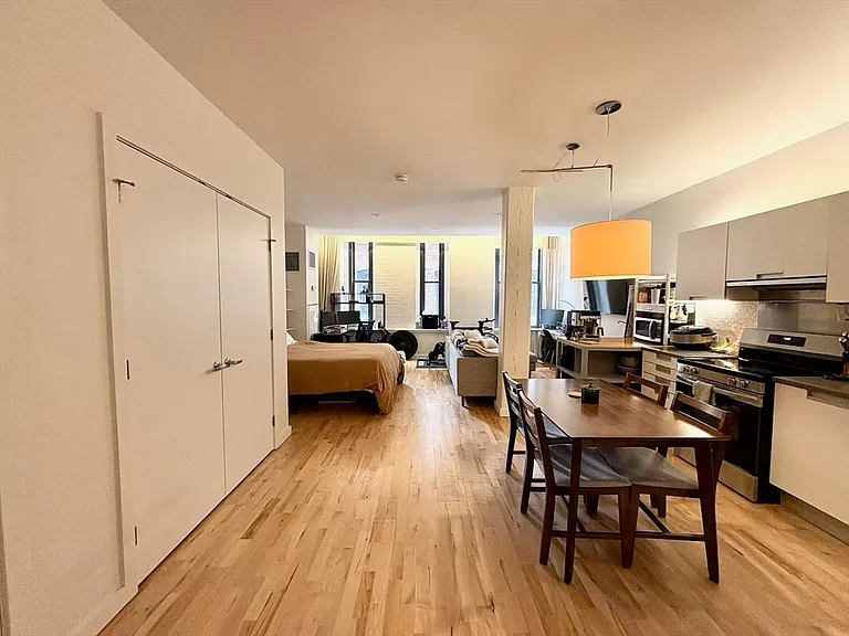 346 Congress St #210 — Photo 7