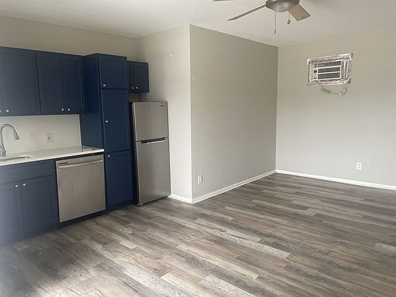 3rd image of 400 Anastasia Blvd Unit 10