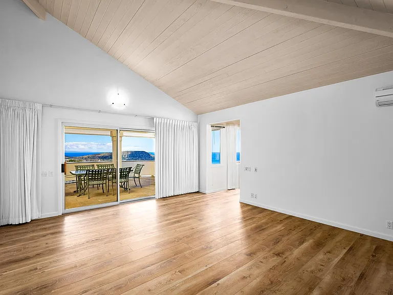 771 Kaulana Pl — Photo 14