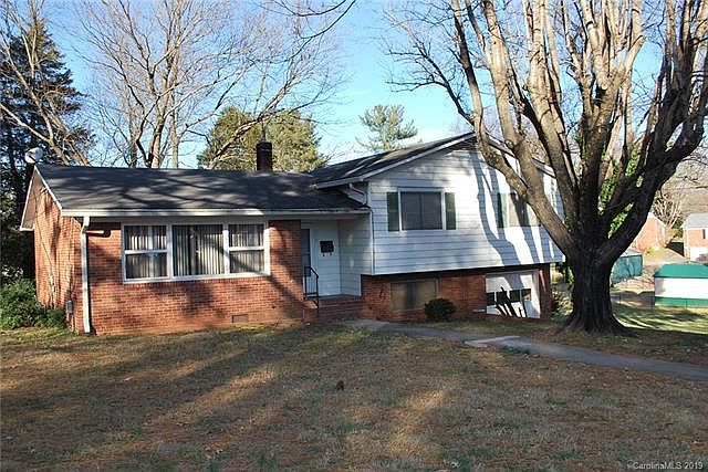 1st image of 340 Dunavant Ln