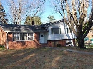 340 Dunavant Ln, Statesville, NC 28677