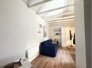 105 Uno Dr #2, Toronto, ON M8Z3P2