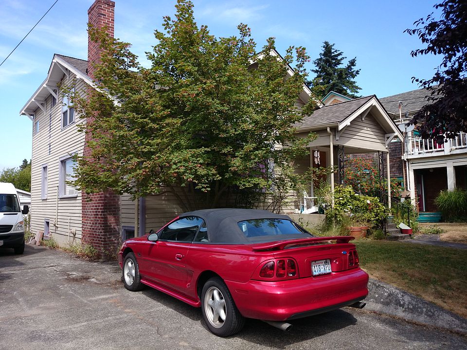 2nd image of 5609 6th Ave NW