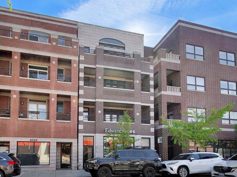 1st image of 4043 N Damen Ave #4