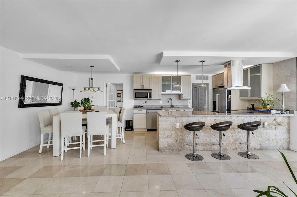 111 N Pompano Beach Blvd APT 1103, photo 6