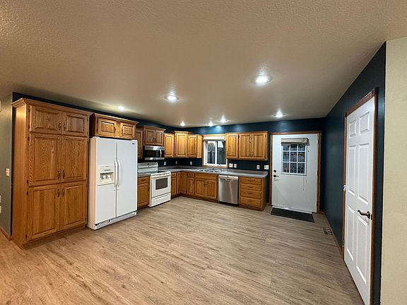 4th image of 106 E Christensen Dr