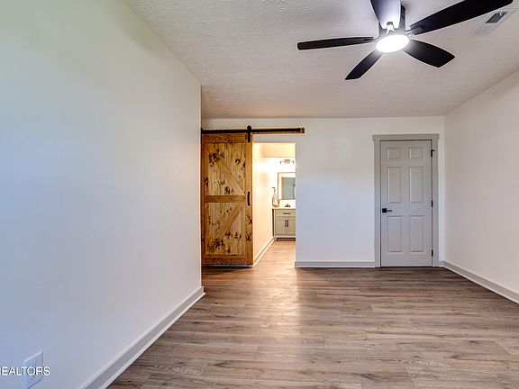 5th image of 4304 NW Strolling Rd
