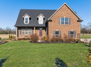 4896 New Cut Rd, Greenbrier, TN 37073