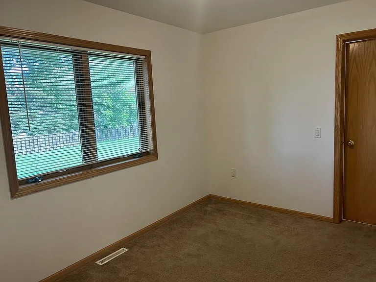 5506 Quarry Hill Dr — Photo 7