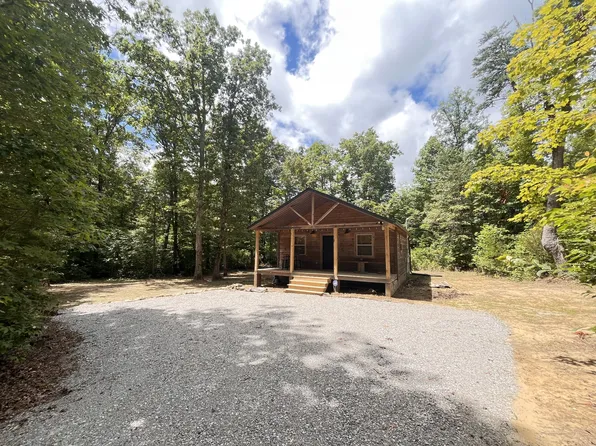 422 Dollar Dr, Altamont, TN 37301