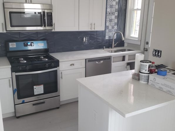 7021 Hamilton Ave #1