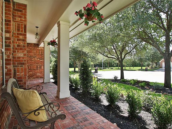 5th image of 15906 Flowercroft Ct
