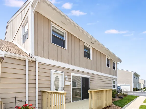 7682 159th Pl #37, Tinley Park, IL 60477