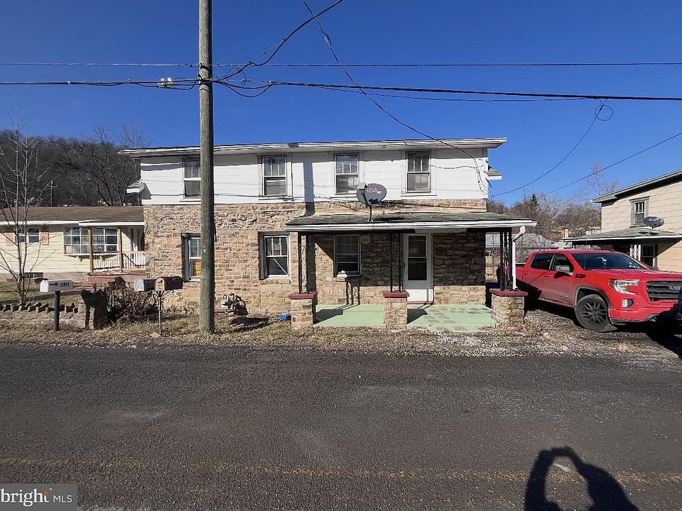 1st image of 15943 Foundry Row NW