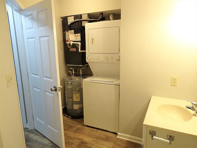 26 Hilldale Dr — Photo 11