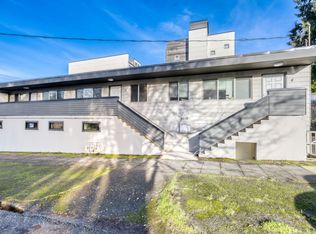 4210 SW Hinds St APT 4, Seattle, WA 98116