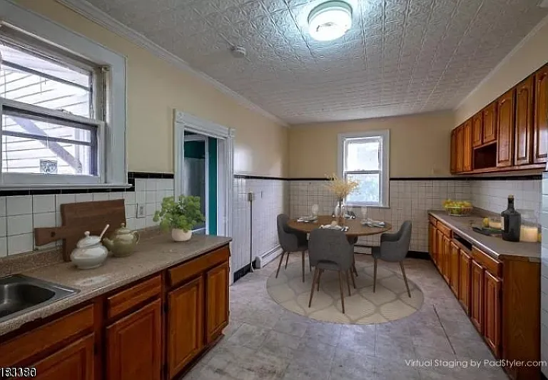 21 Joyce St #2 — Photo 3