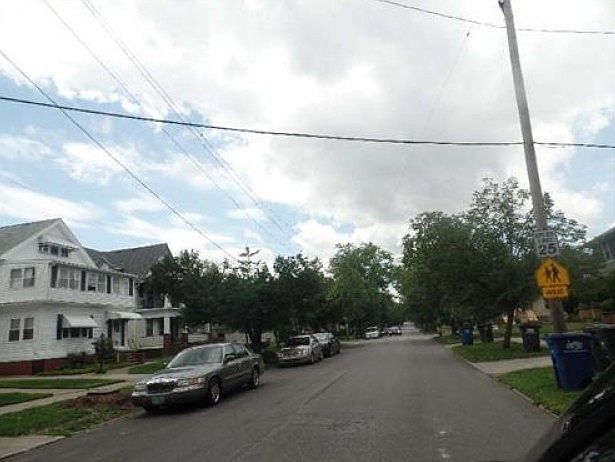 2nd image of 1218 Nicholson Ave