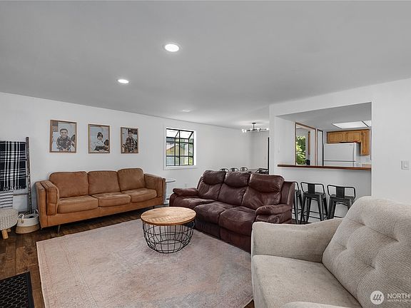 4th image of 7004 Alderwood Court SE