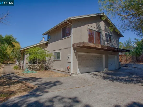 66 Amigo Ln, Walnut Creek, CA 94596