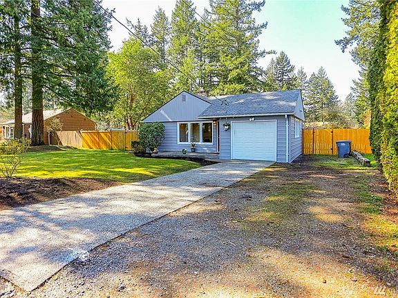 2nd image of 9806 Lake Steilacoom Dr SW