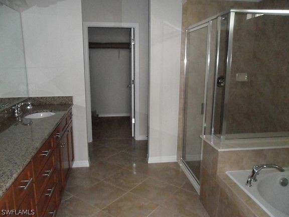 5th image of 28268 Jewel Fish Ln W