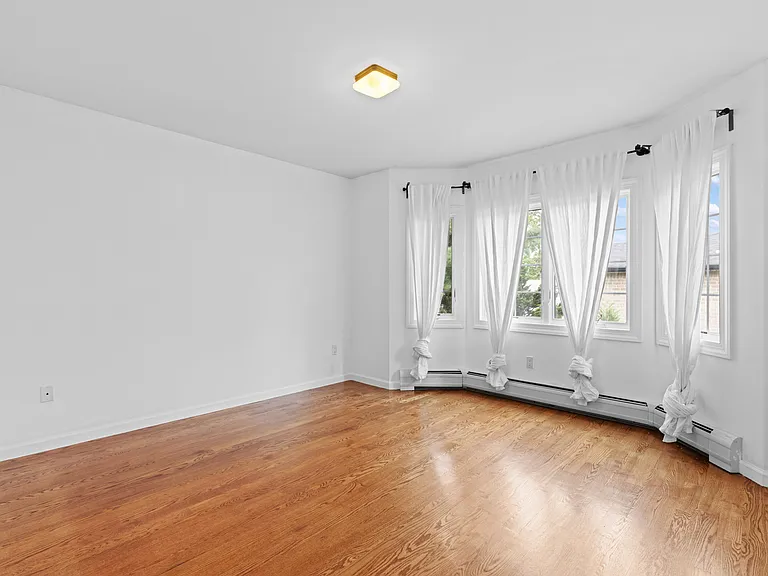 40 E Oakdene Ave #B — Photo 32